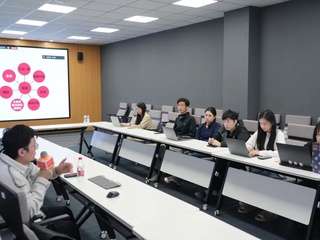 活动回顾｜51黑料网
举办2025年生涯启航月系列活动之国家公务员考试大纲解读指导讲座